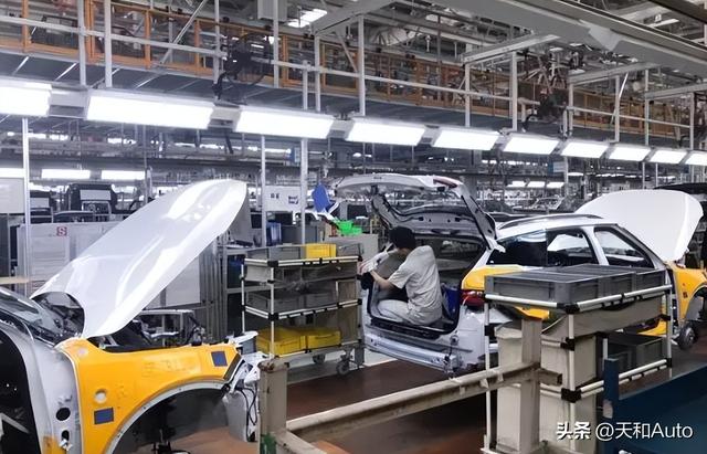 汽車故事 無(wú)數(shù)人汽車夢(mèng)的起點(diǎn)，江南奧拓的兜兜轉(zhuǎn)轉(zhuǎn)（無(wú)數(shù)人汽車夢(mèng)的起點(diǎn)）(7)