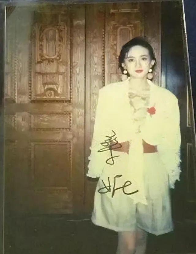 美尼姑 曾紅遍南北，搭檔梁朝偉，賈靜雯給她做配，卻突然出家（美尼姑曾紅遍南北）(5)