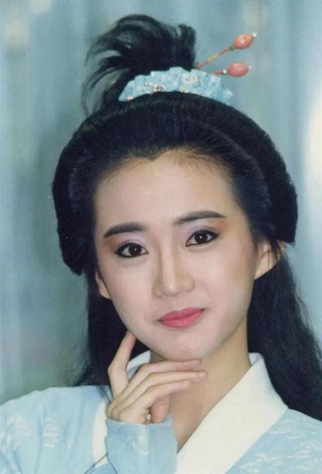 美尼姑 曾紅遍南北，搭檔梁朝偉，賈靜雯給她做配，卻突然出家（美尼姑曾紅遍南北）(23)