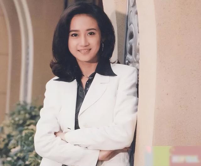 美尼姑 曾紅遍南北，搭檔梁朝偉，賈靜雯給她做配，卻突然出家（美尼姑曾紅遍南北）(3)