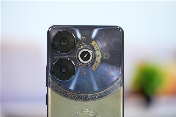 哈迷必備潮品！Redmi Turbo3哈利波特版圖賞