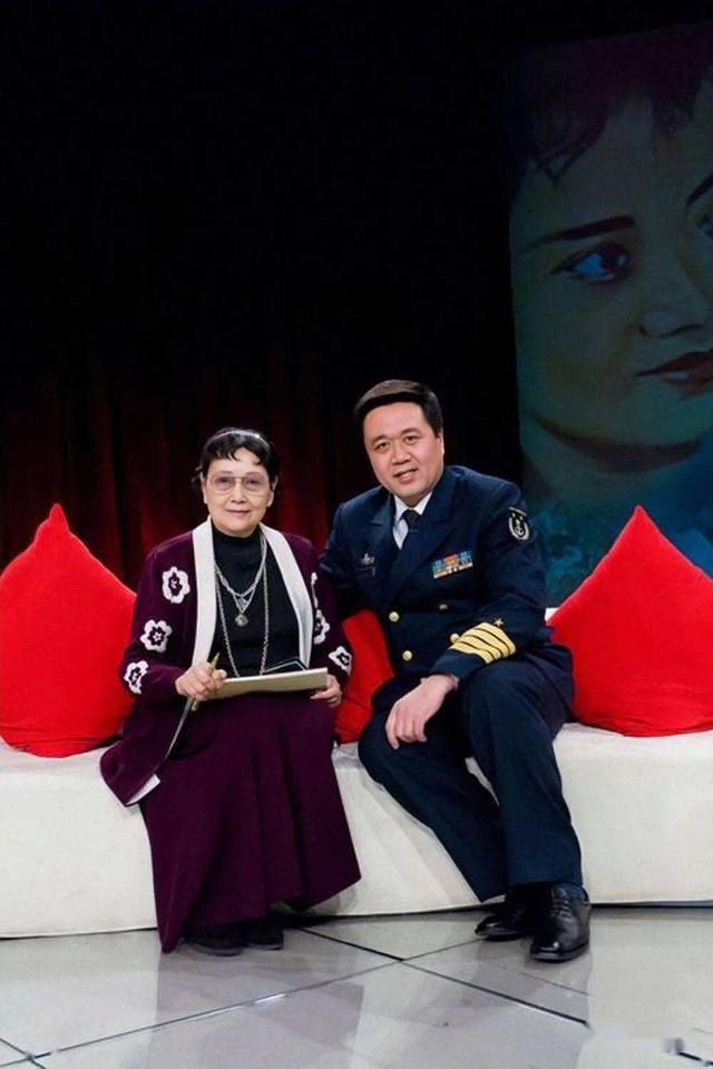 王曉棠 上世紀家喻戶曉的女將軍，60后們的女神，如今卻少有人知（上世紀家喻戶曉的女將軍）(7)