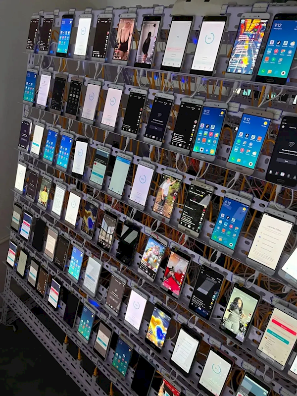 男子買4600臺手機刷好評4個月賺300萬：法院判刑1年3個月、罰款5萬