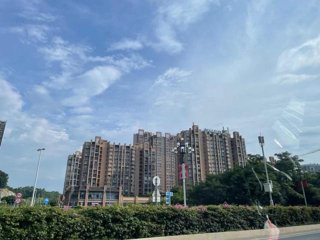廣州黃埔長嶺居新盤哪來的自信 地價(jià)8千 ，房價(jià)6萬（廣州黃埔長嶺居新盤哪來的自信）(14)