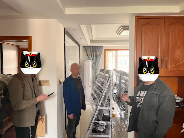 男子買4600臺手機刷好評4個月賺300萬：法院判刑1年3個月、罰款5萬