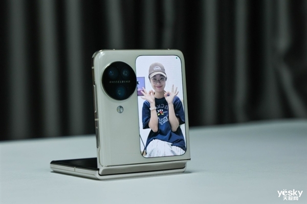 從一枝獨(dú)秀到百花齊放 聊聊那些讓我印象深刻的折疊屏