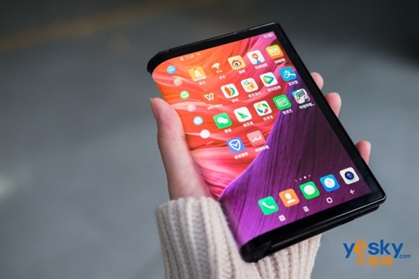 從一枝獨(dú)秀到百花齊放 聊聊那些讓我印象深刻的折疊屏