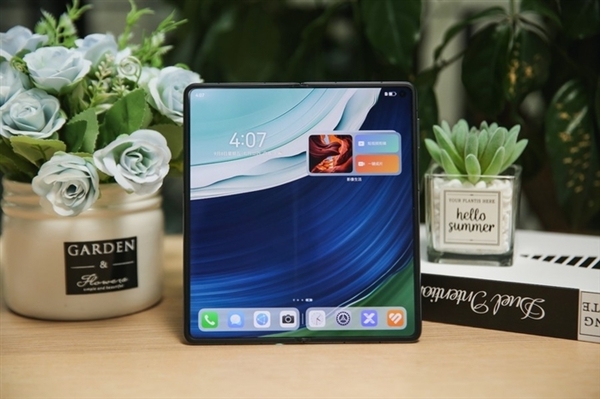 從一枝獨(dú)秀到百花齊放 聊聊那些讓我印象深刻的折疊屏