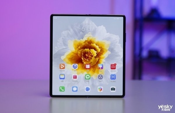 從一枝獨(dú)秀到百花齊放 聊聊那些讓我印象深刻的折疊屏