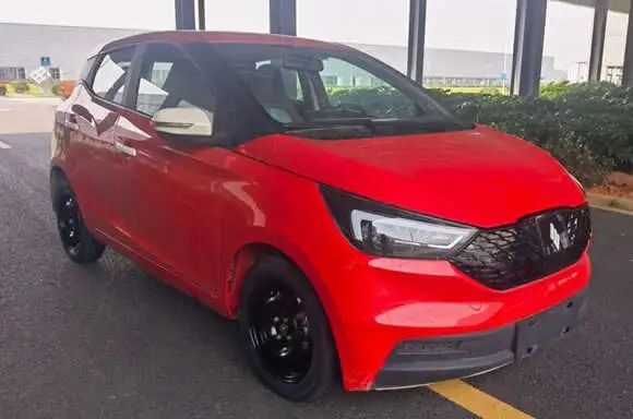 燃油車大優(yōu)勢無了！科學(xué)家研發(fā)全新鈉電池：滿電僅需幾秒鐘