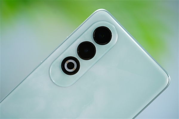 顏如玉！OPPO K12青云圖賞