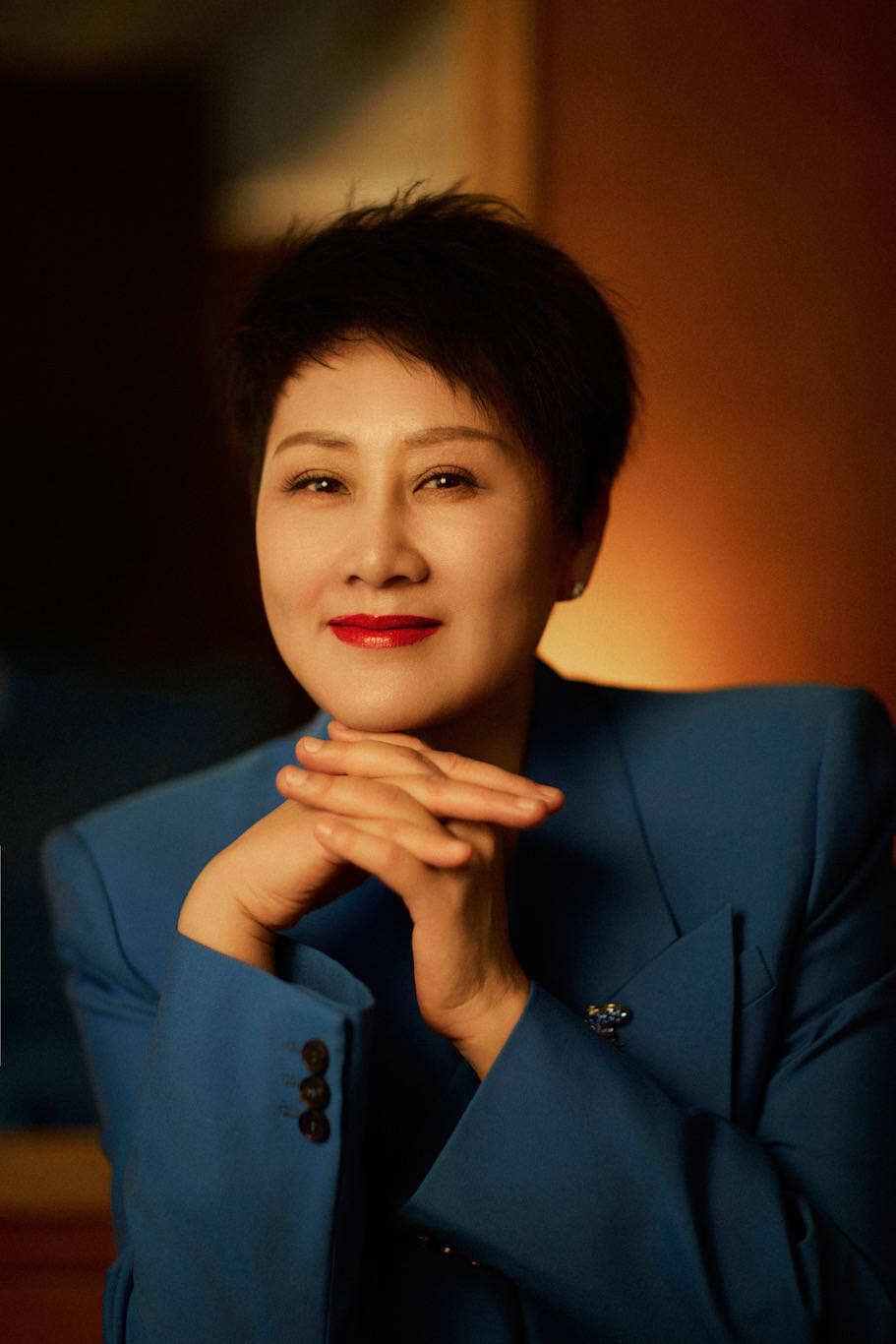 張凱麗、林永健、任魯豫獲學(xué)雷鋒志愿服務(wù)“四個(gè)100”最美志愿者表彰