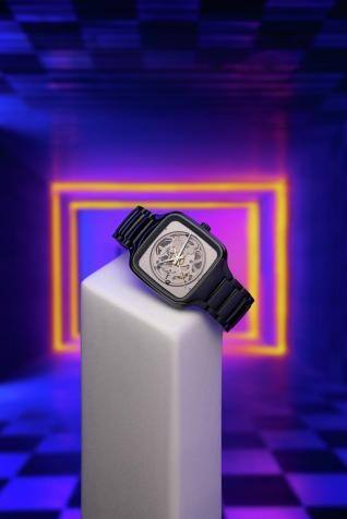 光影中，遇見真我——True Square真我系列森永邦彥合作款腕表璀璨亮相