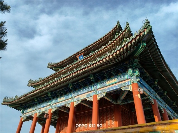 百瓦快充+5500mAh大電池同檔罕見！OPPO K12上手