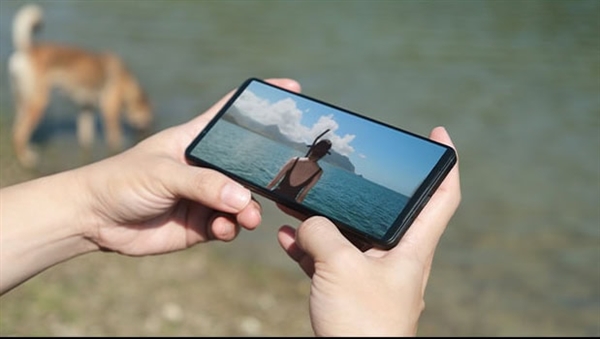 索尼Xperia 1 VI手機官圖曝光：砍掉祖?zhèn)?K帶魚屏、配驍龍8 Gen3