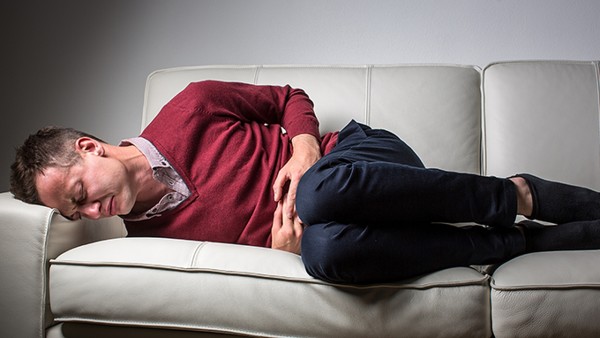 4歲的孩子說胃痛沒有其他癥狀怎么辦？