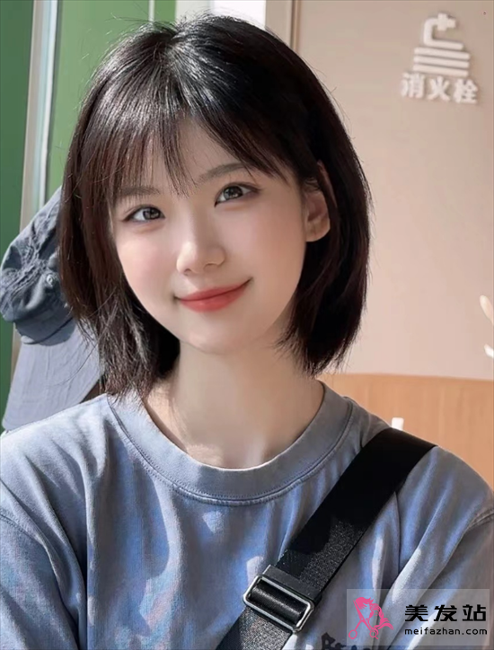 酷感清新短發(fā) 日系流行發(fā)型款 酷感清新短發(fā) 日系流行發(fā)型款