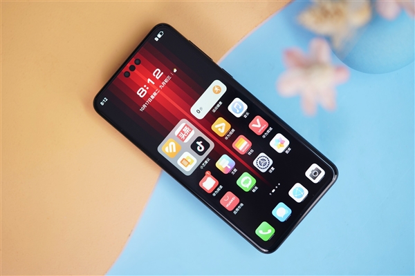 報告：大批小米13用戶轉(zhuǎn)向華為Mate60 Pro