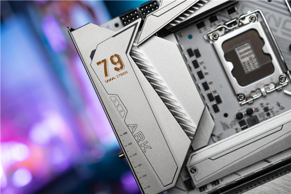只要1599元！七彩虹發(fā)布全新CVN Z790 ARK方舟主板：用料極度奢華