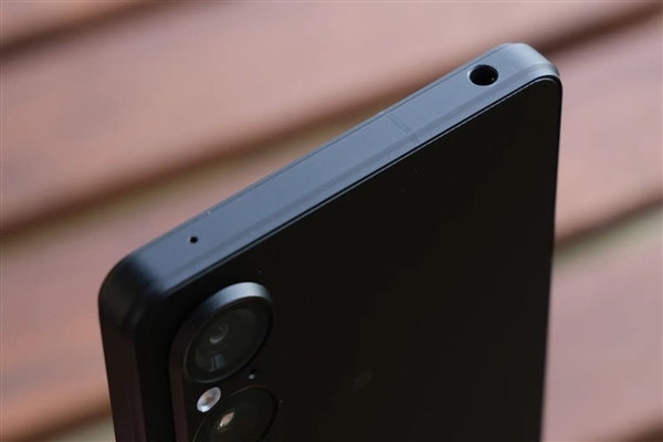 售價過萬！索尼Xperia 1 VI圖賞：無挖孔全面屏 行業(yè)罕見
