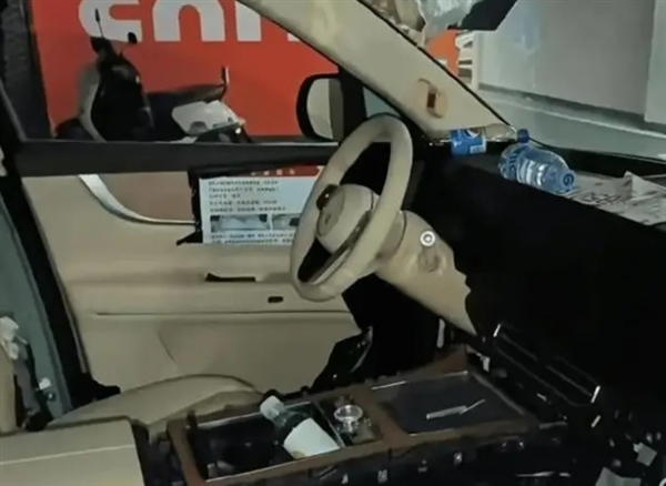 新款問界M7、問界M8曝光！全新外觀內(nèi)飾升級(jí)受期待