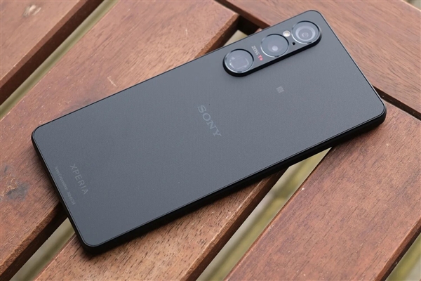 售價過萬！索尼Xperia 1 VI圖賞：無挖孔全面屏 行業(yè)罕見