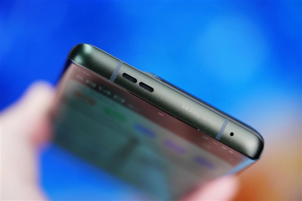 moto首款AI旗艦！moto X50 Ultra圖賞