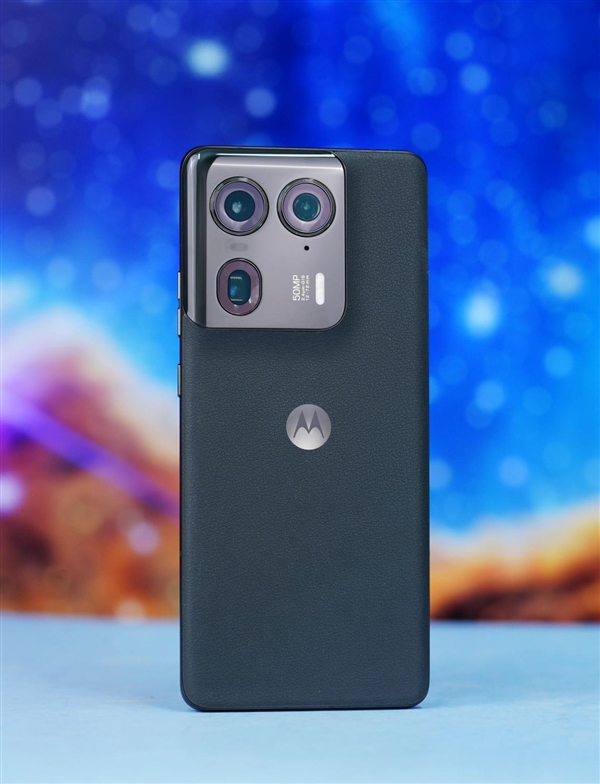 moto首款AI旗艦！moto X50 Ultra圖賞