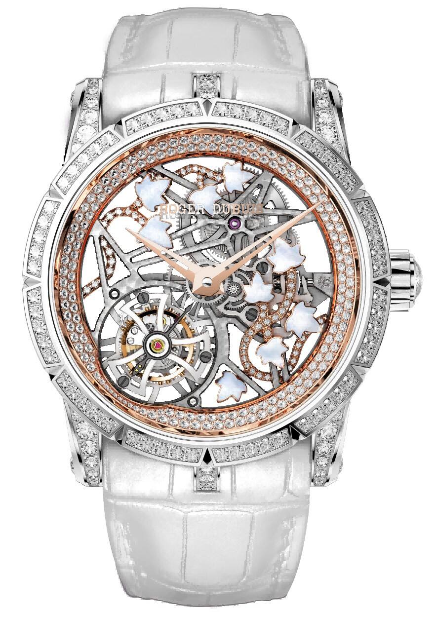 定格熾熱瞬間 羅杰杜彼Roger Dubuis 520甄選非凡摯愛時(shí)計(jì) 愛是日月星辰的陪伴，砥礪前行。