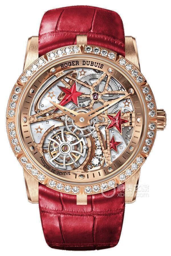 定格熾熱瞬間 羅杰杜彼Roger Dubuis 520甄選非凡摯愛時(shí)計(jì) 愛是日月星辰的陪伴，砥礪前行。