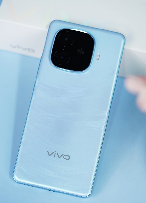 6000mAh超大電池！vivo Y200 GT圖賞