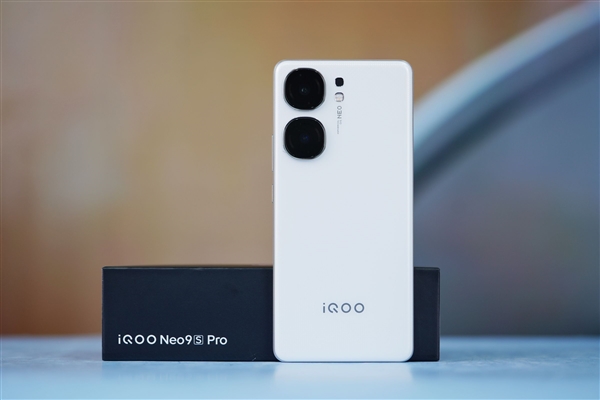 首批搭載天璣9300+！iQOO Neo9S Pro圖賞