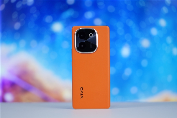 旗艦素皮+6000mAh大電池！vivo Y200圖賞