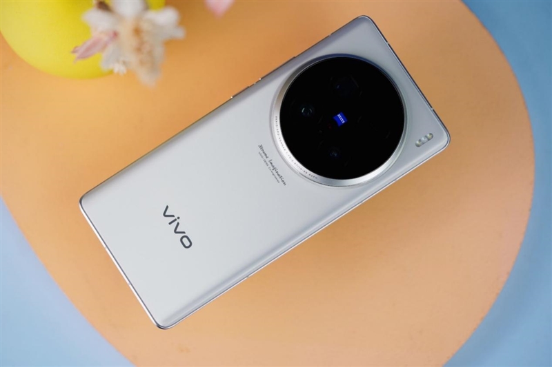 超大杯永不會失望！vivo X100 Ultra評測：長焦滅霸、手機影像年度巔峰之作