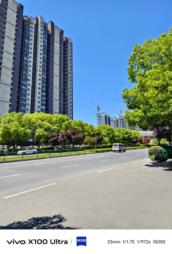 體驗(yàn)完vivo X100 Ultra 我覺得藍(lán)廠說(shuō)它滅霸還是保守了