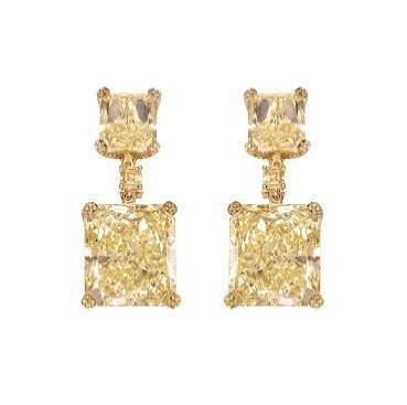 熠熠群星佩戴Chopard蕭邦臻品杰作 亮相第77屆戛納電影節(jié)保羅·施拉德（Paul Schrader）執(zhí)導(dǎo)電影《噢，加拿大》（Oh,Canada）首映禮