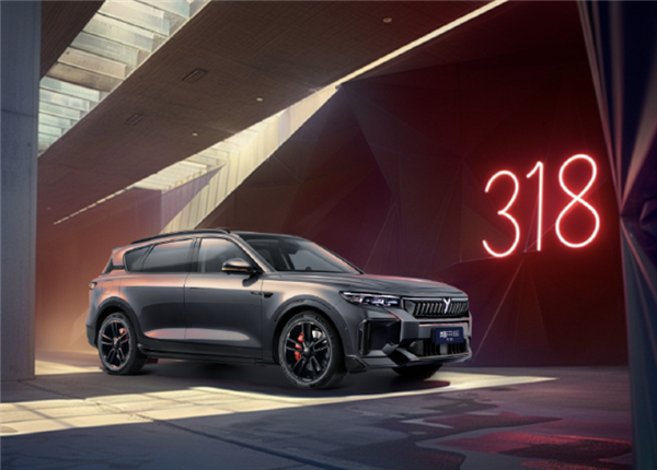 續(xù)航提升、新增后驅(qū)版本！嵐圖FREE 318官圖發(fā)布：5月30日預(yù)售