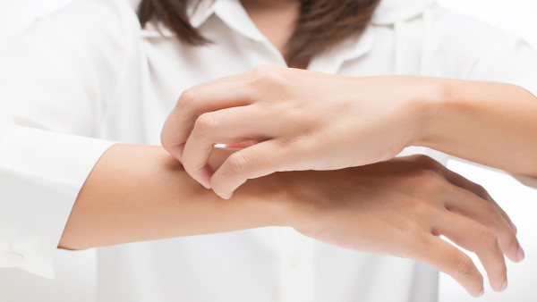 學(xué)修灰指甲要多久才學(xué)會(huì)