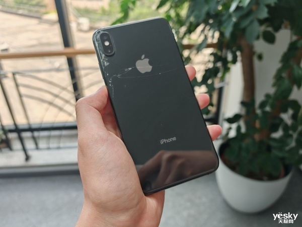 童年時的一臺手機(jī)改變了我的人生軌跡：我與iPhone的14年