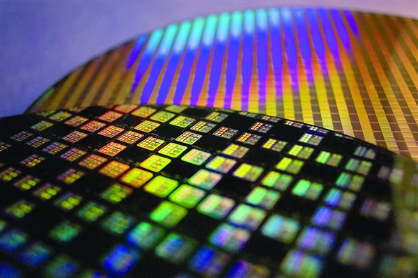 買下英特爾、AMD、高通分分鐘的事！黃仁勛：CPU是過去式了