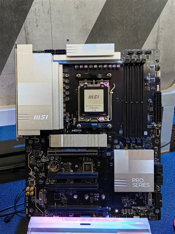 微星主板首秀CAMM2、Mini_CUDIMM兩大革命性內(nèi)存！下代普及四大徒手DIY設(shè)計