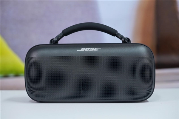 一次充電暢聽(tīng)20小時(shí)！Bose SoundLink Max手提音箱圖賞