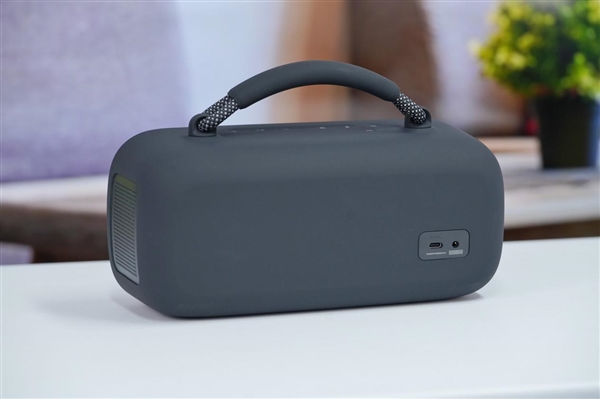 一次充電暢聽(tīng)20小時(shí)！Bose SoundLink Max手提音箱圖賞