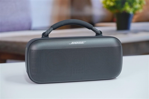 一次充電暢聽(tīng)20小時(shí)！Bose SoundLink Max手提音箱圖賞