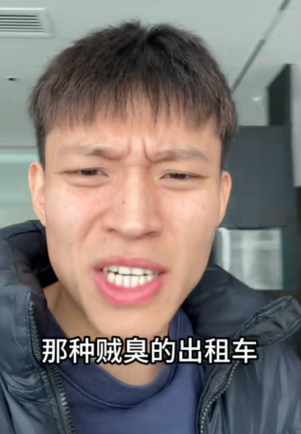 可選女司機、拉黑臭車、攜帶寵物、AA車費：網(wǎng)約車還能這么玩？