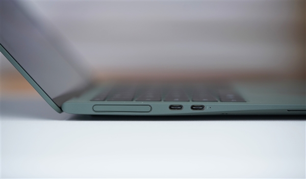 全球首發(fā)磁吸攝像頭！榮耀MagicBook Art 14圖賞