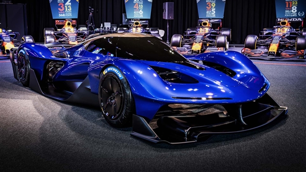 性能比肩F1賽車！紅牛首款超跑RB17亮相：全球僅50臺已賣光