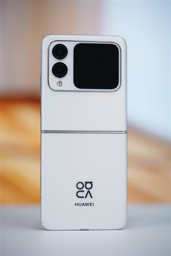 華為首款nova小折疊！nova Flip圖賞