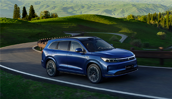 問(wèn)界新M7 Ultra用戶(hù)購(gòu)車(chē)時(shí)關(guān)心什么：華為智能駕駛排在首位