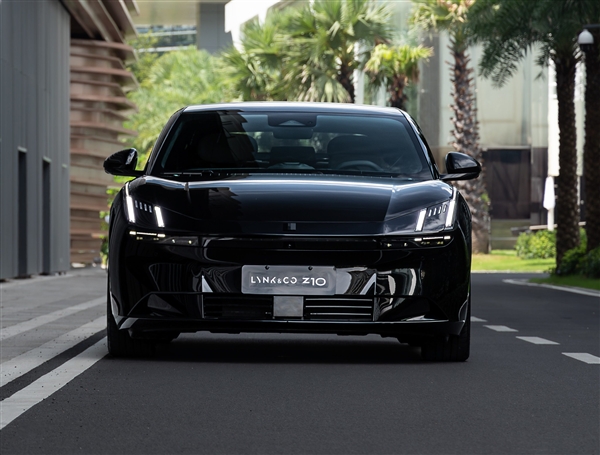 AMD YES！安兔兔公布領(lǐng)克Z10車機(jī)跑分：獨(dú)顯上車、暢玩3A